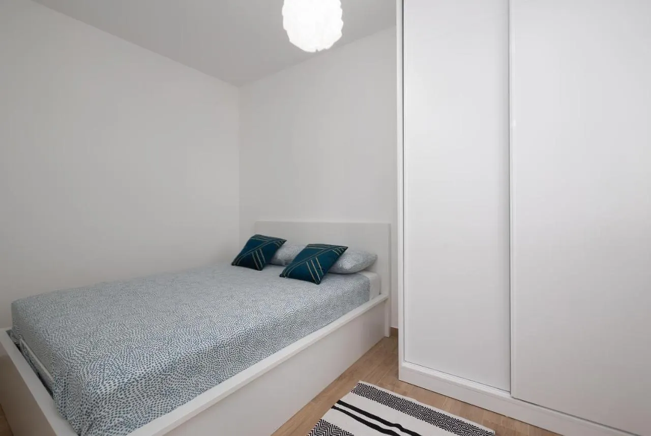 Apartment Krila Kastela 0*,  Croatia